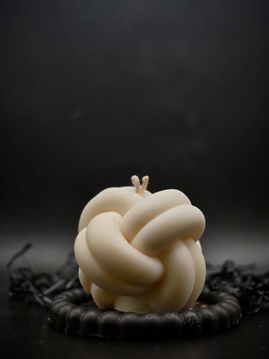 Infinity Knot